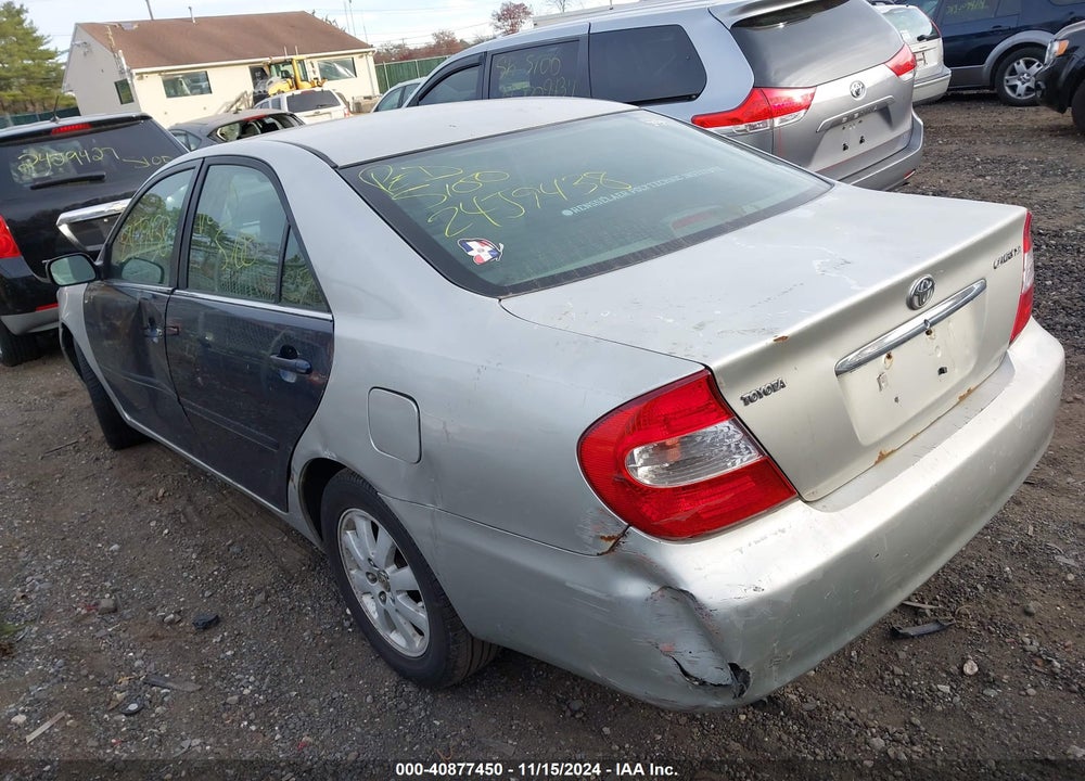 2004 TOYOTA CAMRY XLE VIN: 4T1BE30K64U891578