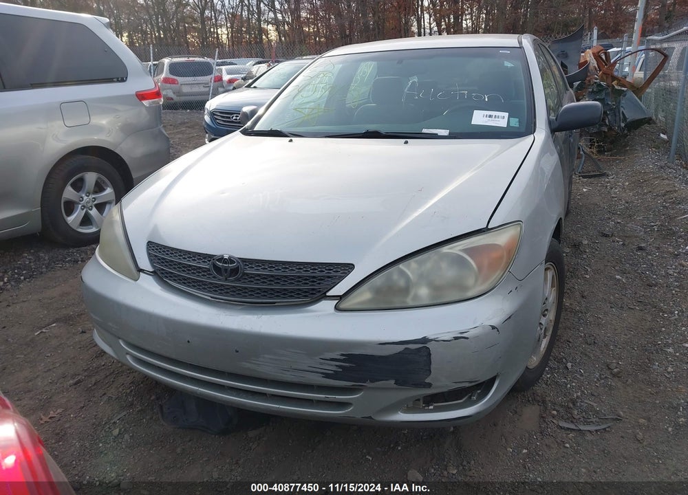 2004 TOYOTA CAMRY XLE VIN: 4T1BE30K64U891578