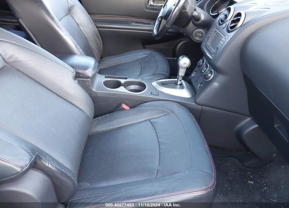 2013 NISSAN ROGUE SV W/SL PKG VIN: JN8AS5MV8DW635394
