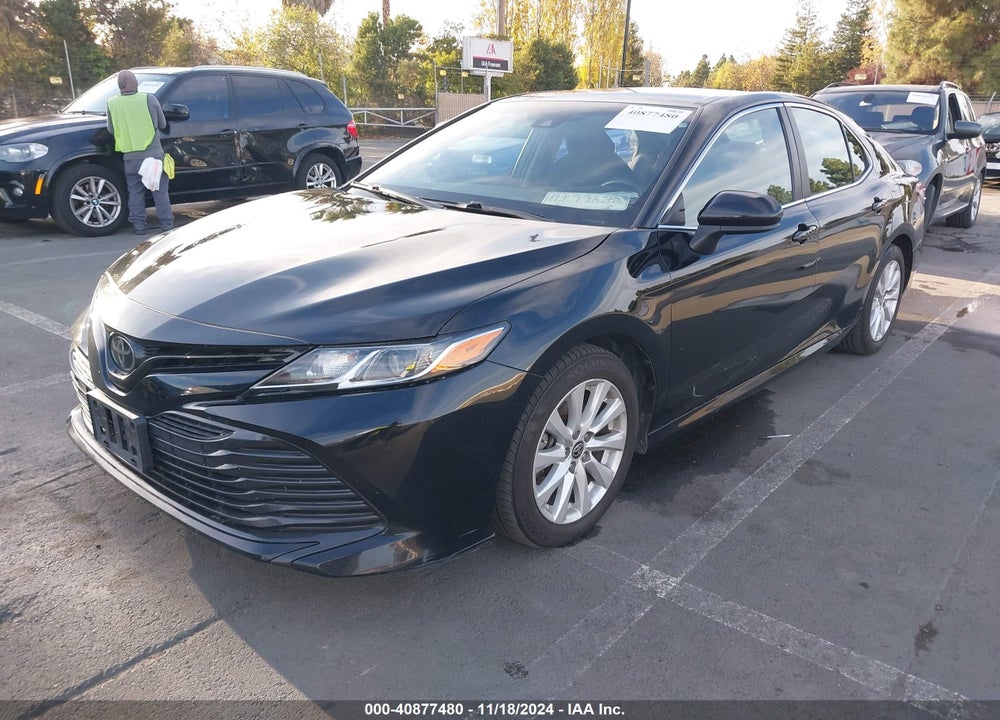 2020 TOYOTA CAMRY LE VIN: 4T1C11AKXLU960175