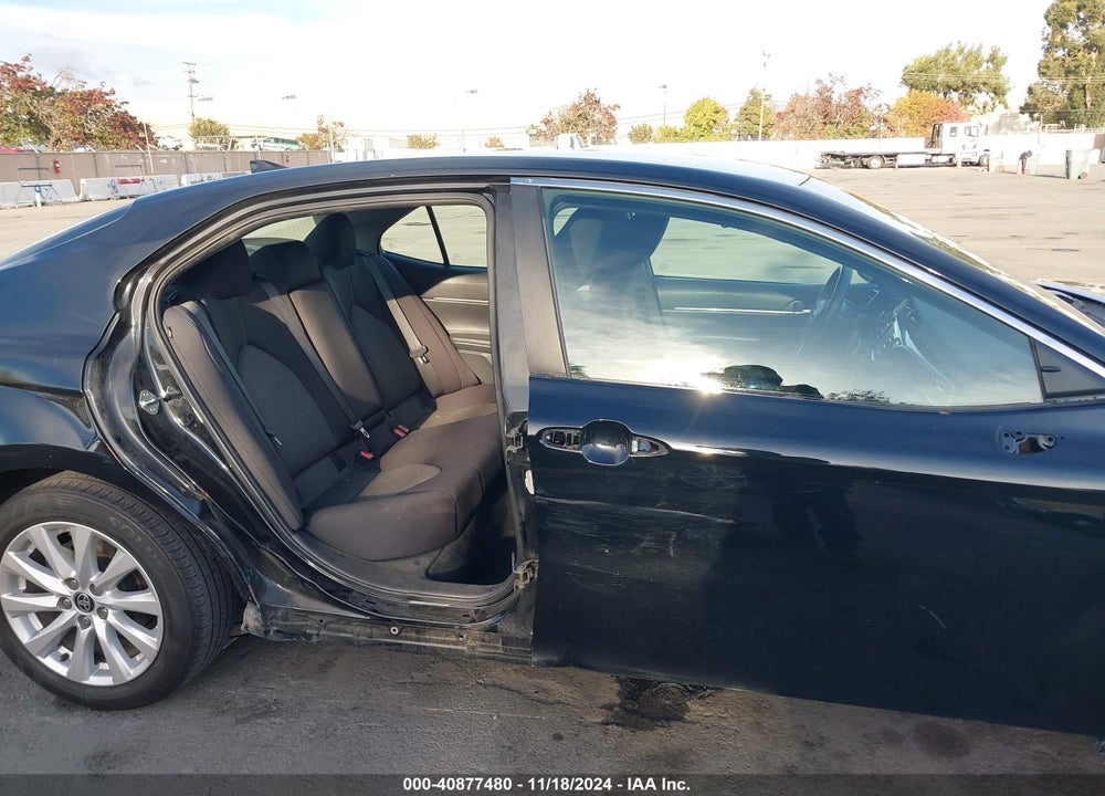 2020 TOYOTA CAMRY LE VIN: 4T1C11AKXLU960175