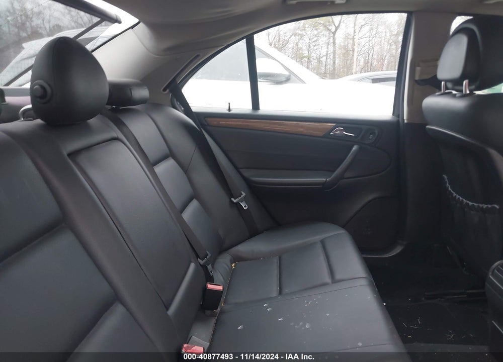 2007 MERCEDES-BENZ C 230 VIN: WDBRF52HX7F923131