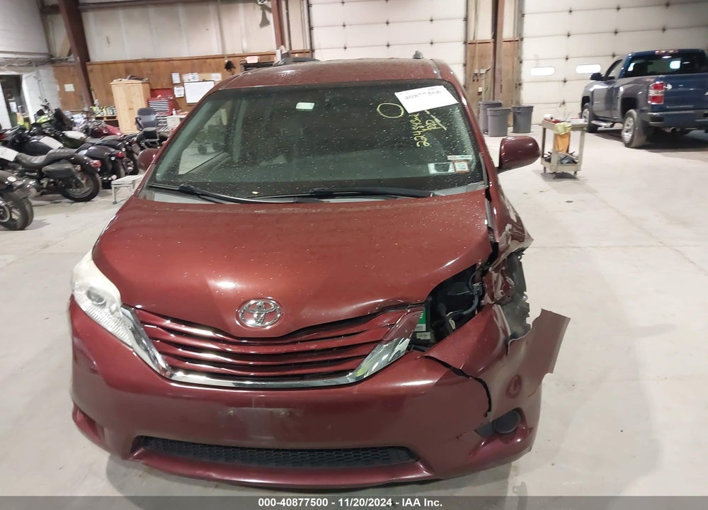 2015 TOYOTA SIENNA LE 8 PASSENGER VIN: 5TDKK3DC4FS663683