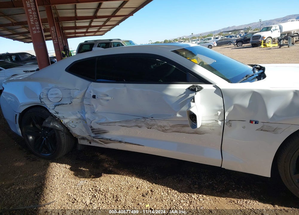 2018 CHEVROLET CAMARO 1LT VIN: 1G1FB1RS5J0142823