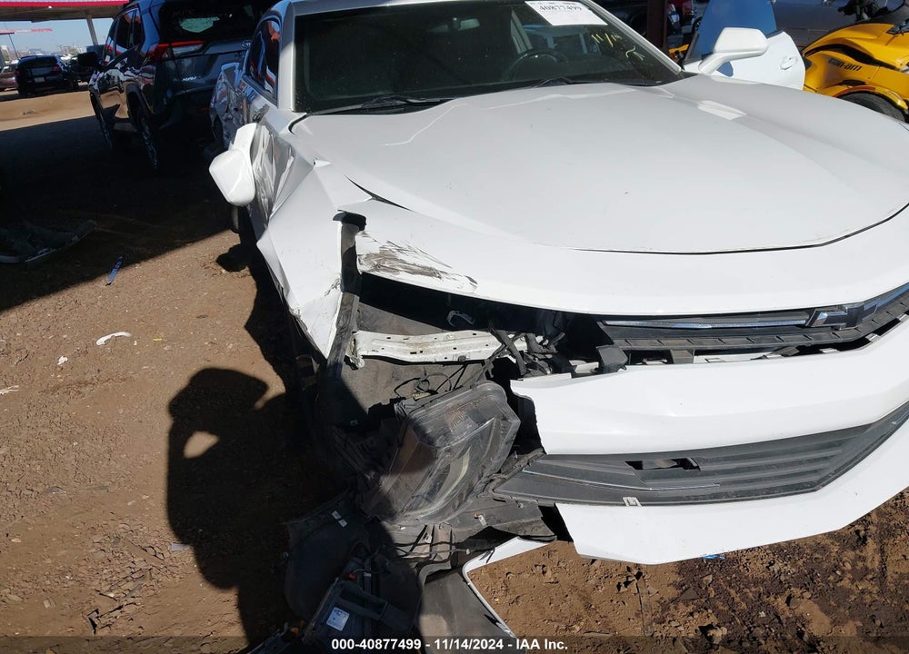 2018 CHEVROLET CAMARO 1LT VIN: 1G1FB1RS5J0142823