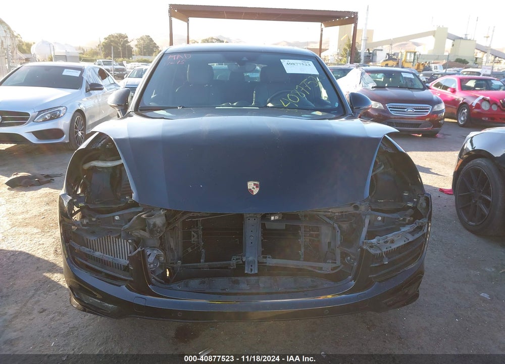 2018 PORSCHE CAYENNE VIN: WP1AD2A27JLA80979