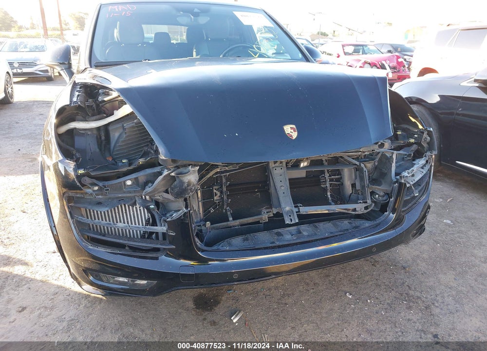 2018 PORSCHE CAYENNE VIN: WP1AD2A27JLA80979