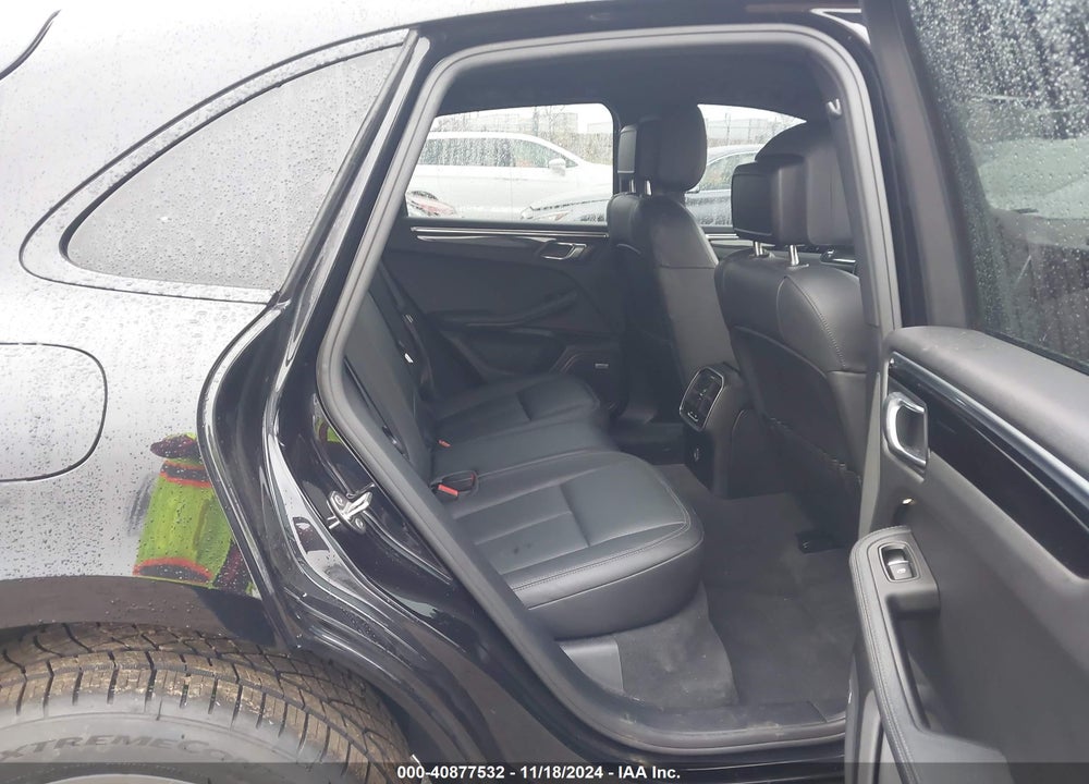 2019 PORSCHE MACAN VIN: WP1AA2A54KLB05633
