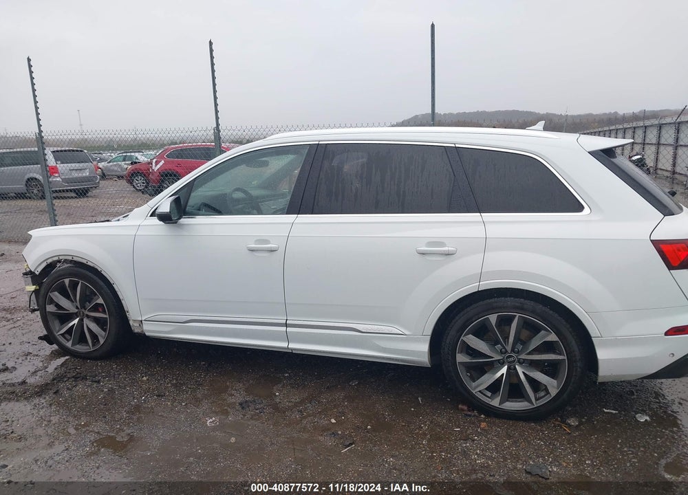 2022 AUDI SQ7 VIN: WA1VWBF77ND007090