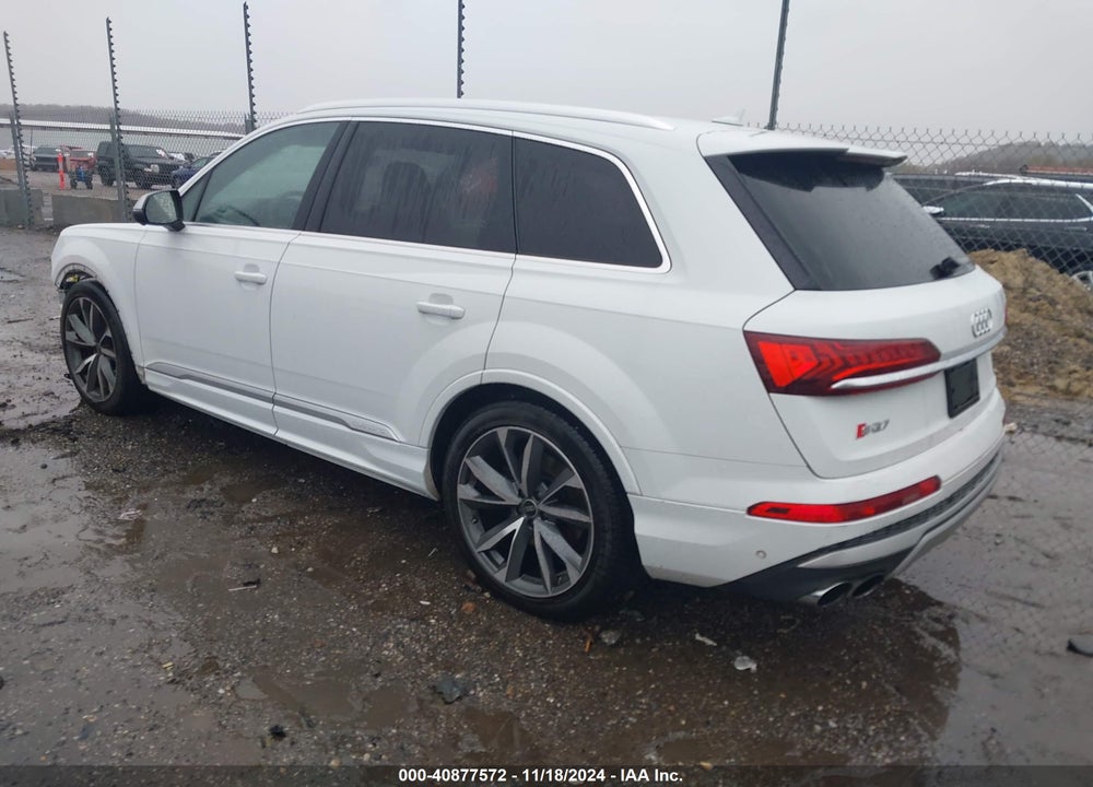 2022 AUDI SQ7 VIN: WA1VWBF77ND007090