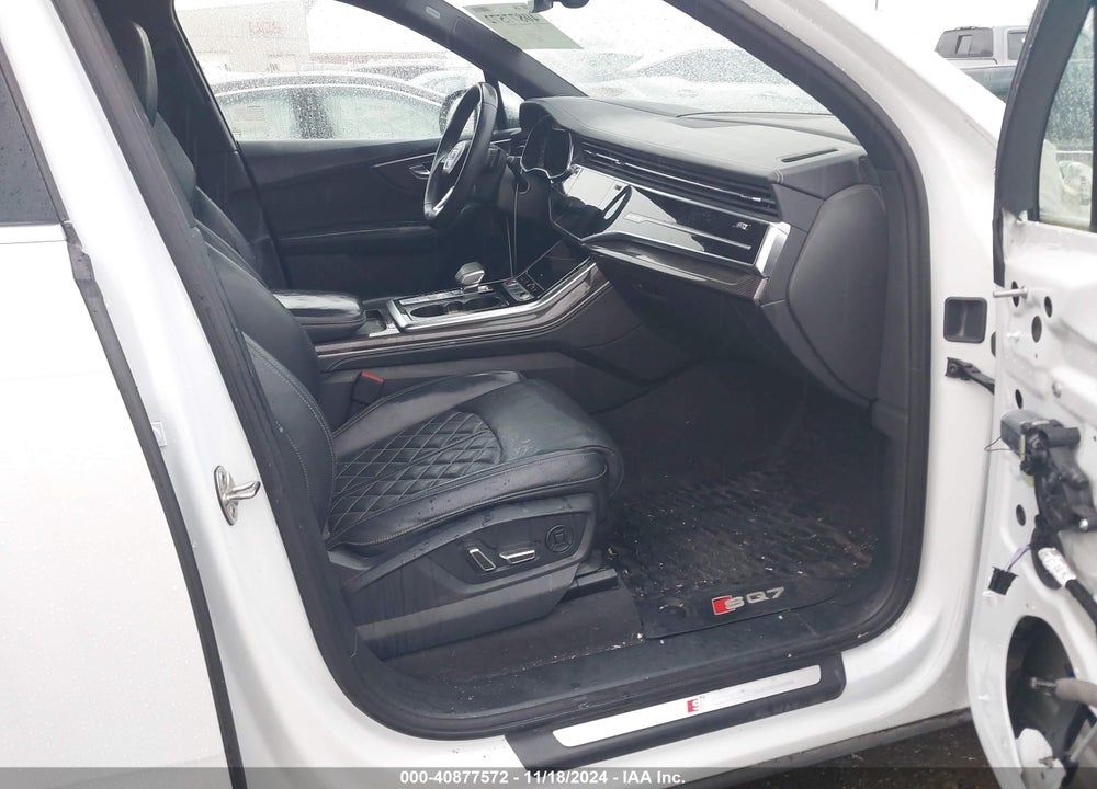 2022 AUDI SQ7 VIN: WA1VWBF77ND007090