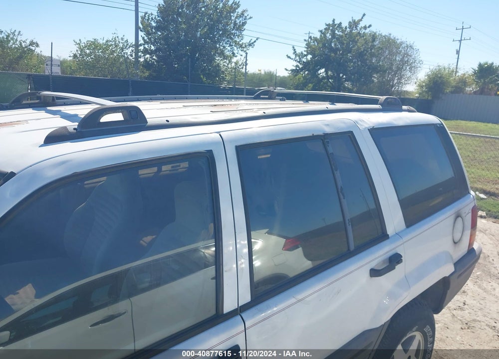 1994 JEEP GRAND CHEROKEE LAREDO VIN: 1J4GZ58S9RC357495
