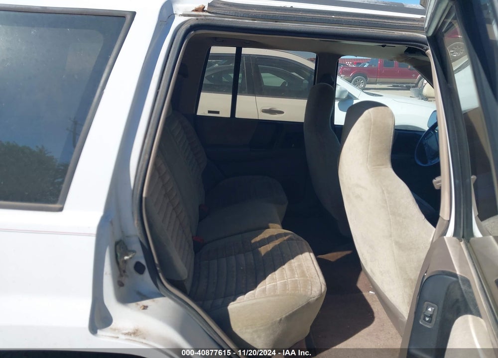 1994 JEEP GRAND CHEROKEE LAREDO VIN: 1J4GZ58S9RC357495