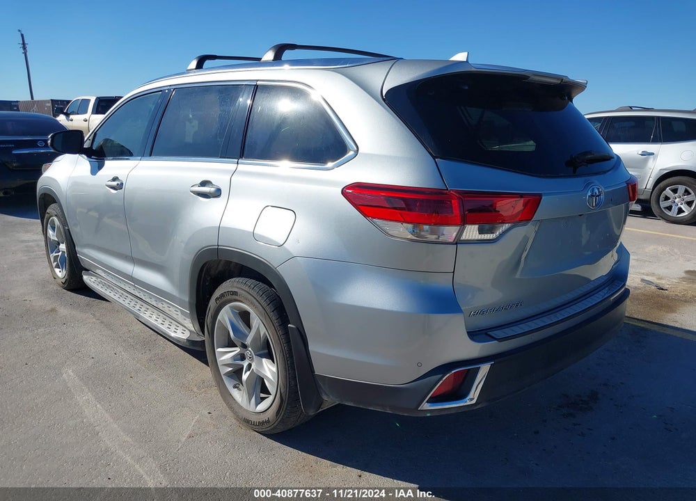 2019 TOYOTA HIGHLANDER LIMITED VIN: 5TDYZRFH1KS311527