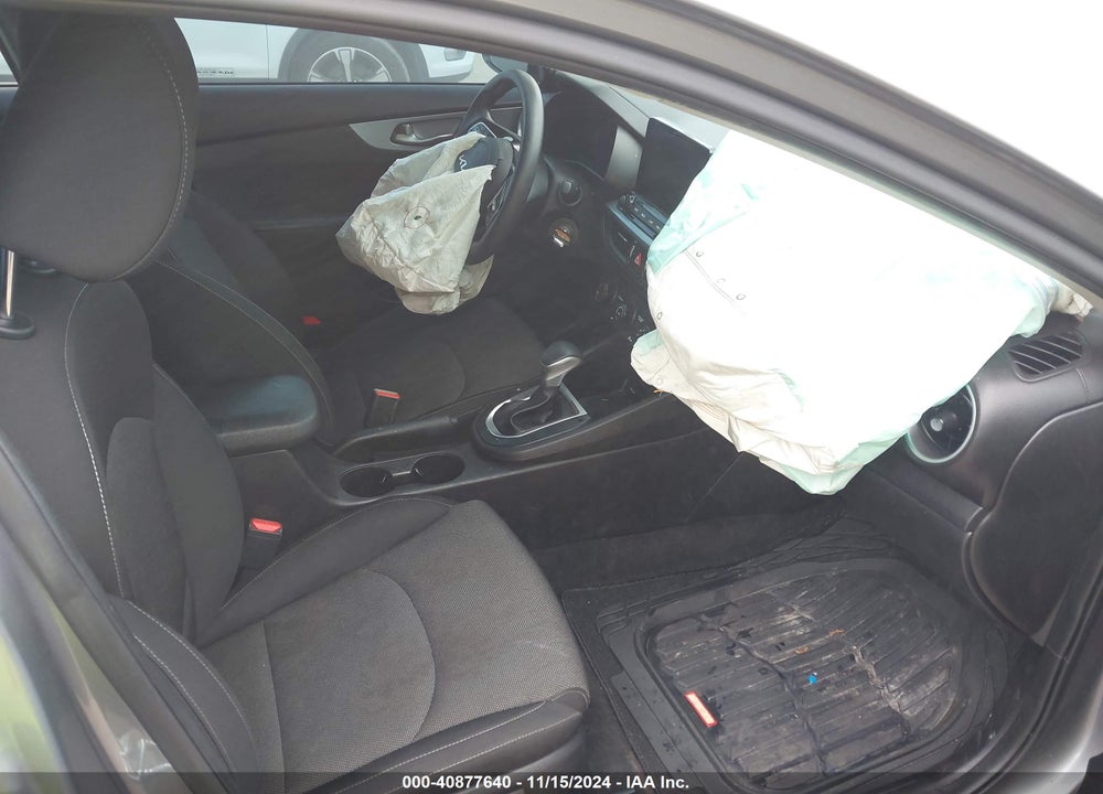 2022 KIA FORTE VIN: 3KPF24AD4NE424390