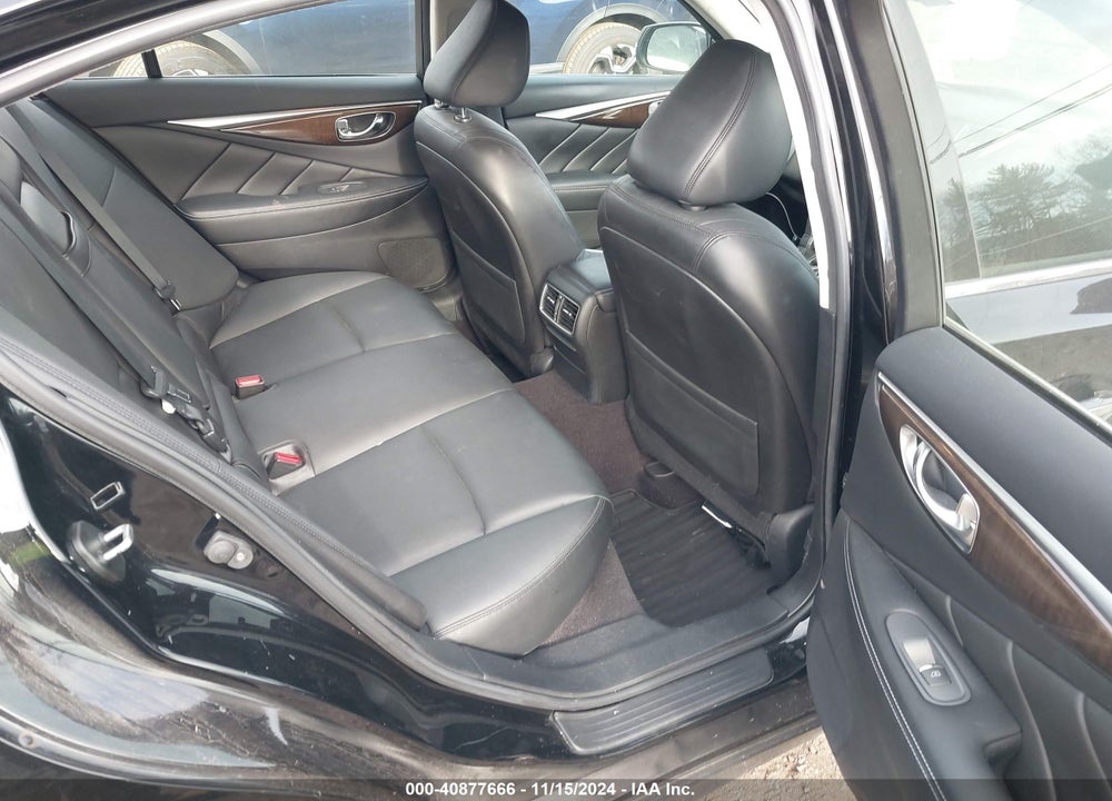 2018 INFINITI Q50 3.0T LUXE VIN: JN1EV7AR2JM444460