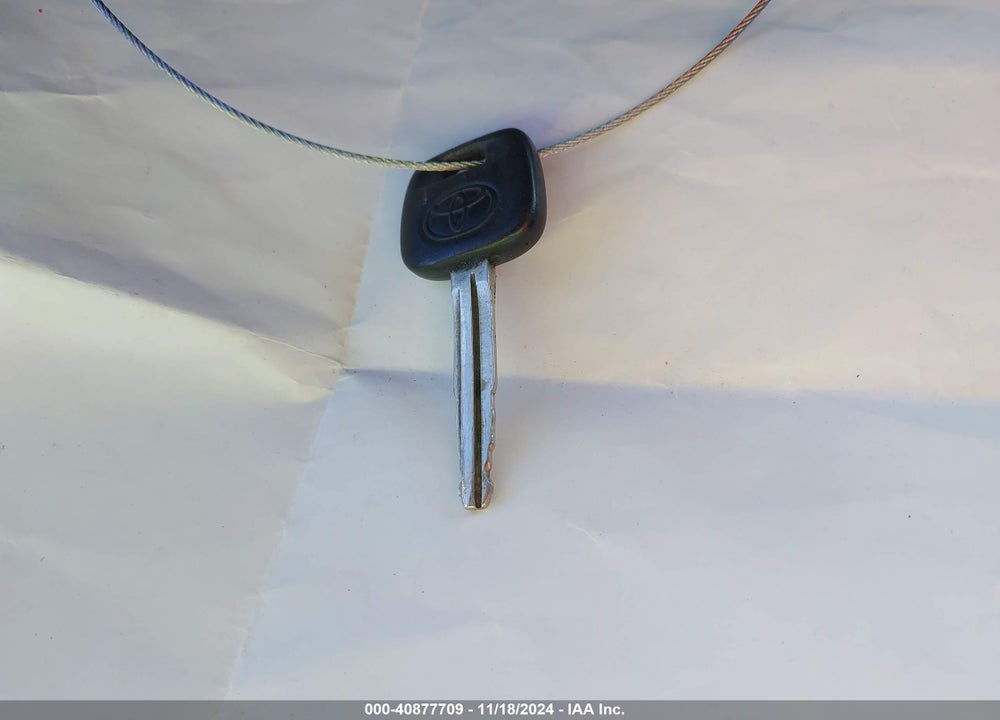 2004 TOYOTA COROLLA S VIN: 1NXBR32E24Z260340