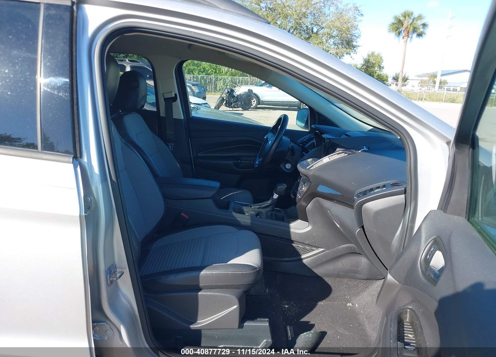 2017 FORD ESCAPE SE VIN: 1FMCU0GD3HUE64782