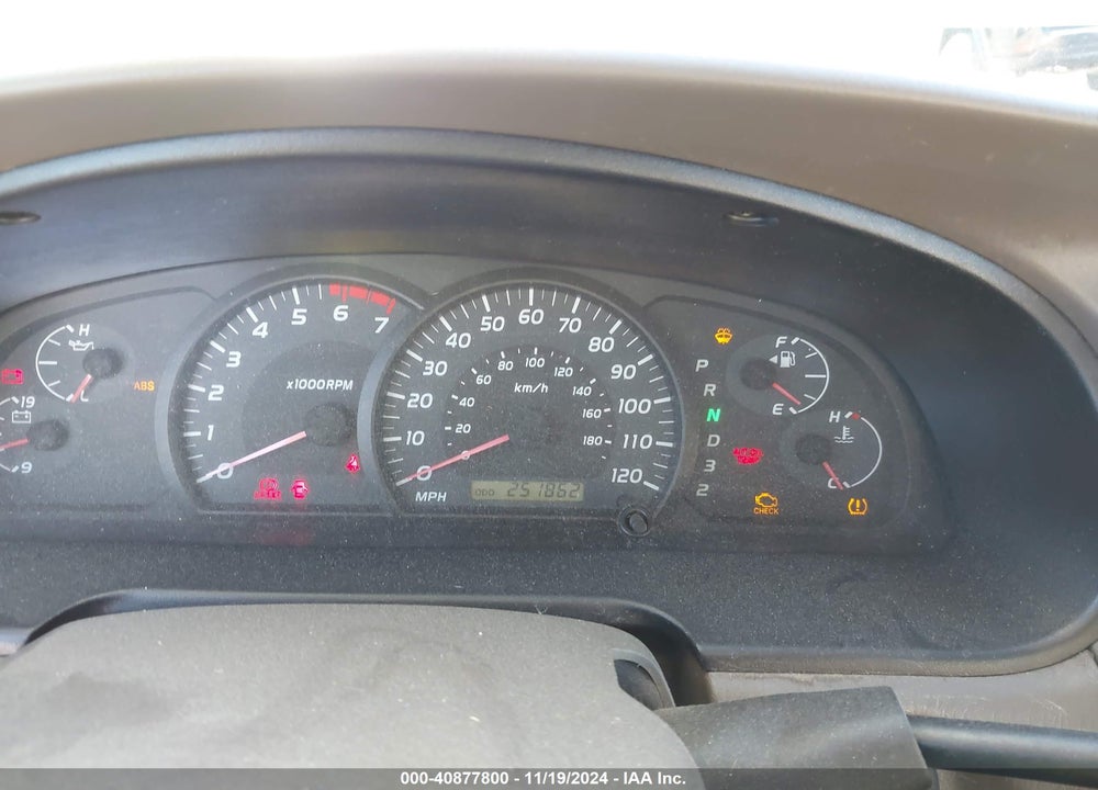 2005 TOYOTA TUNDRA SR5 V8 VIN: 5TBDT44195S480619