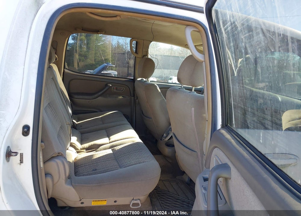 2005 TOYOTA TUNDRA SR5 V8 VIN: 5TBDT44195S480619