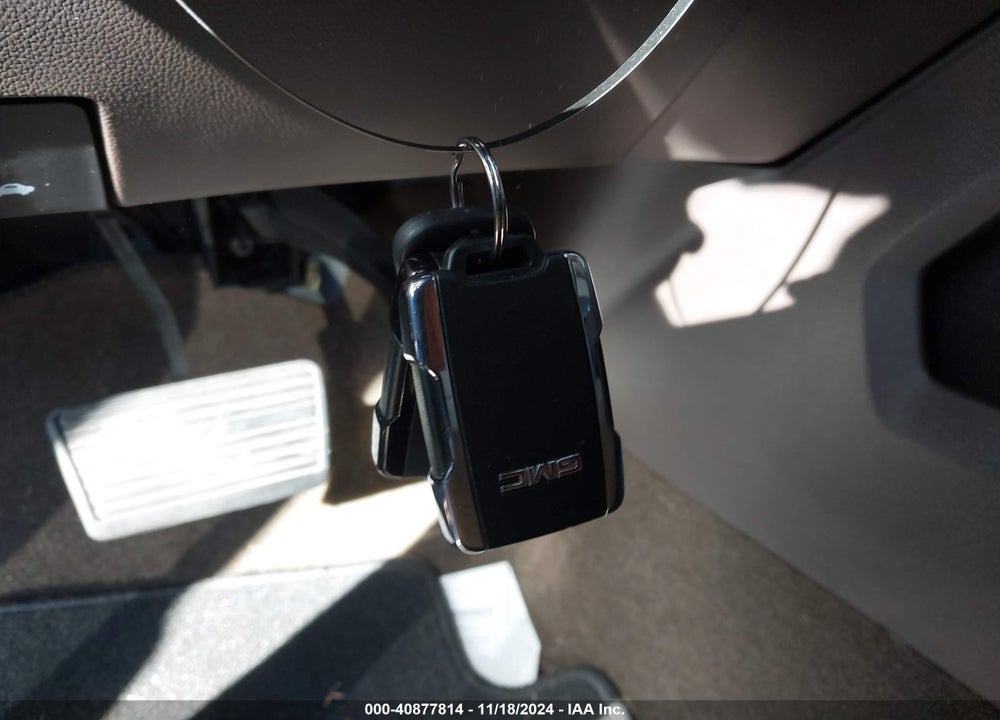 2017 GMC SIERRA 1500 DENALI VIN: 3GTU2PEJ7HG286622