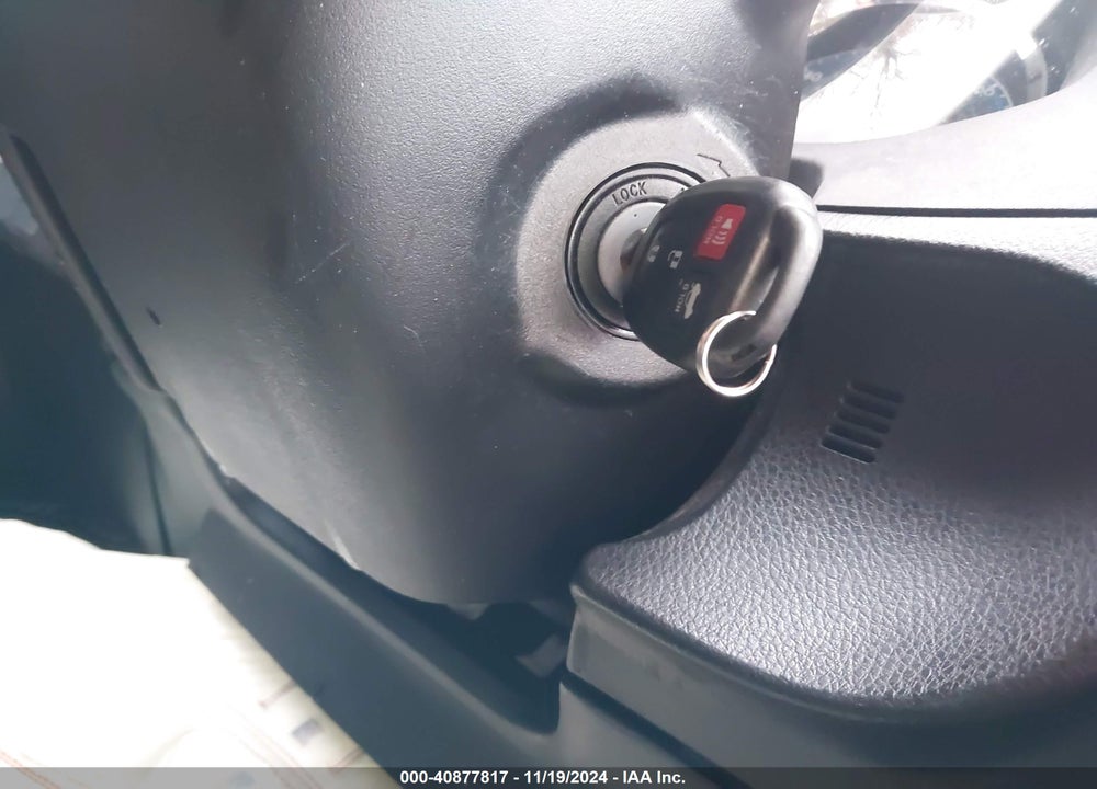 2017 TOYOTA COROLLA LE VIN: 2T1BURHE9HC956645