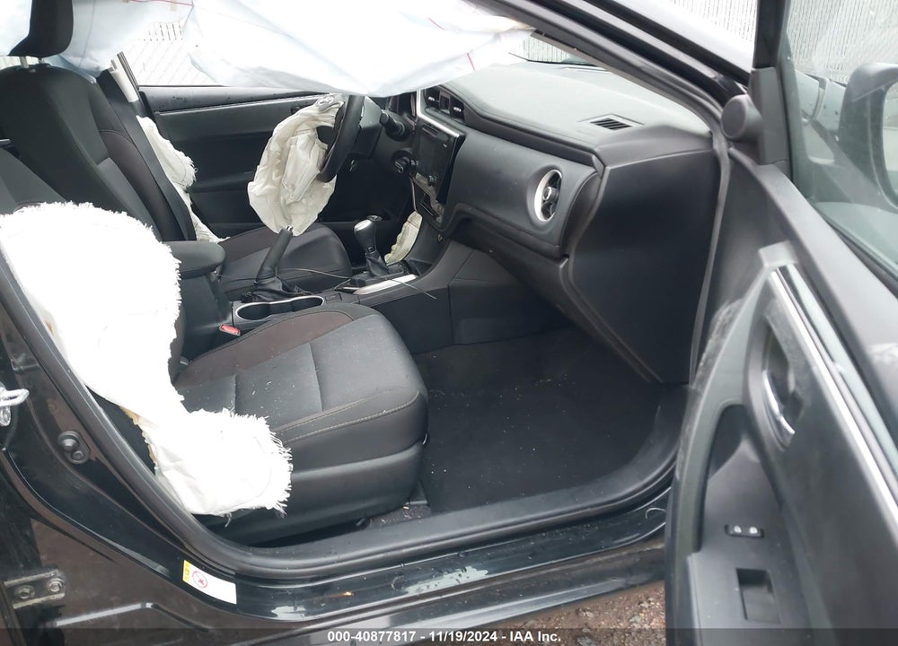 2017 TOYOTA COROLLA LE VIN: 2T1BURHE9HC956645
