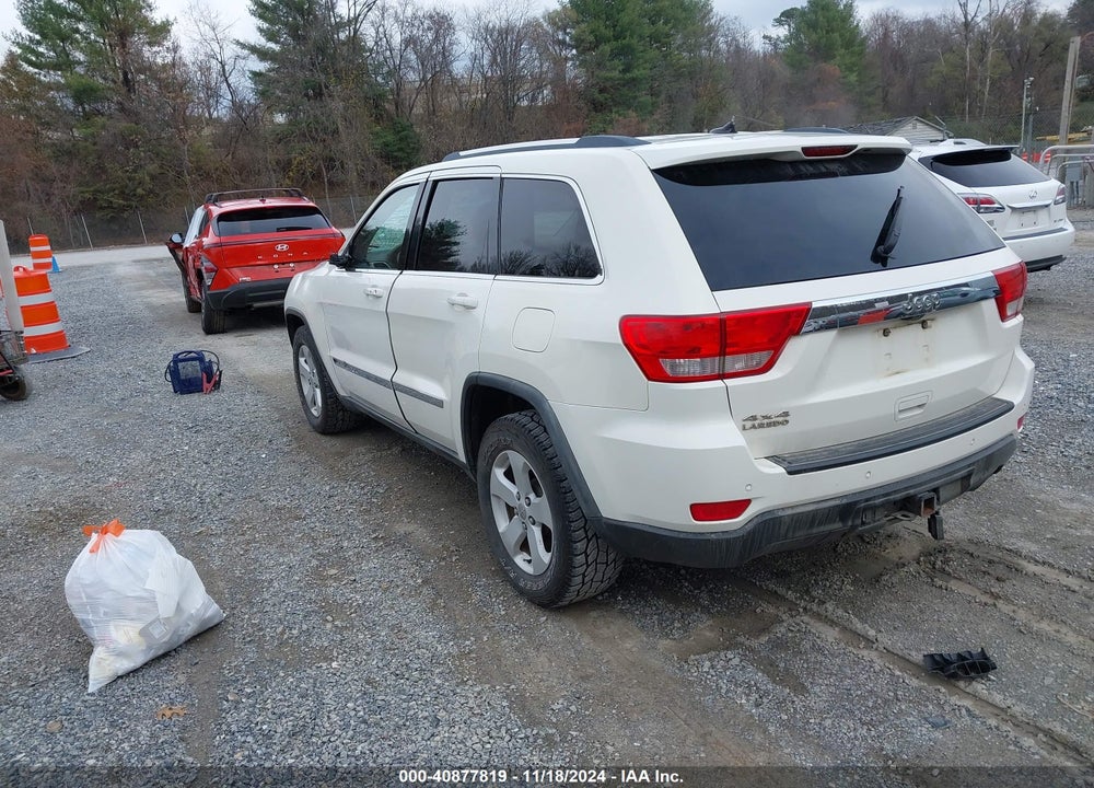 2011 JEEP GRAND CHEROKEE LAREDO VIN: 1J4RR4GGXBC530379