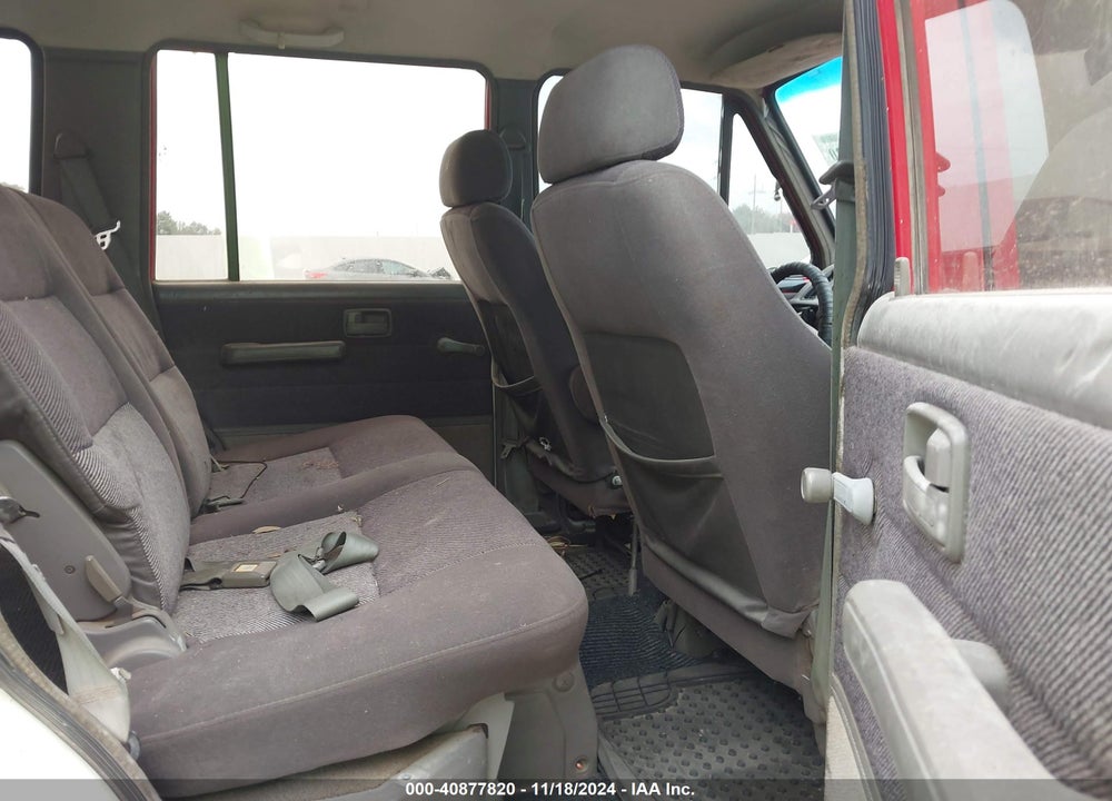 1988 ISUZU TROOPER II VIN: JACCH58E8J7904852