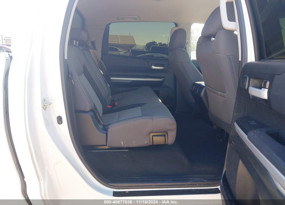 2017 TOYOTA TUNDRA SR5 5.7L V8 VIN: 5TFDY5F16HX621317
