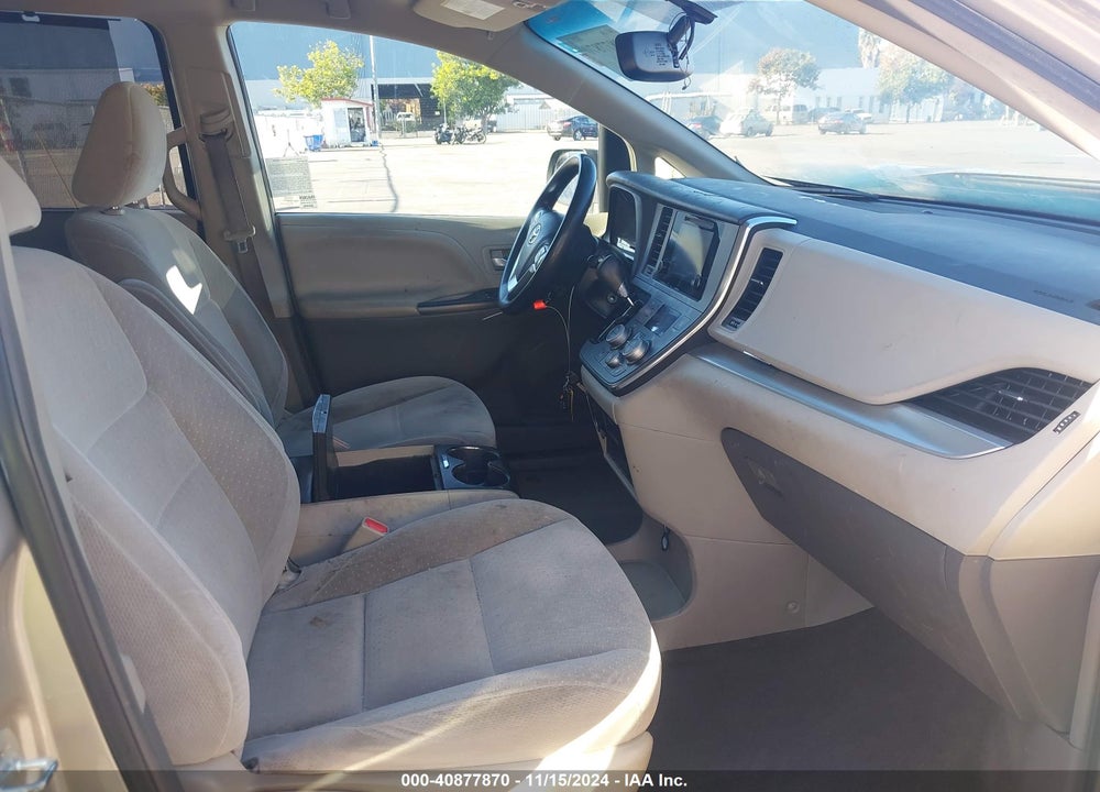 2016 TOYOTA SIENNA LE 8 PASSENGER VIN: 5TDKK3DC3GS760892