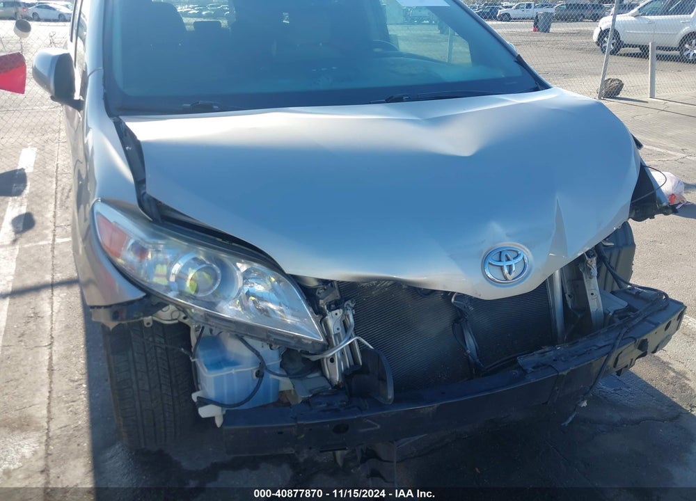2016 TOYOTA SIENNA LE 8 PASSENGER VIN: 5TDKK3DC3GS760892