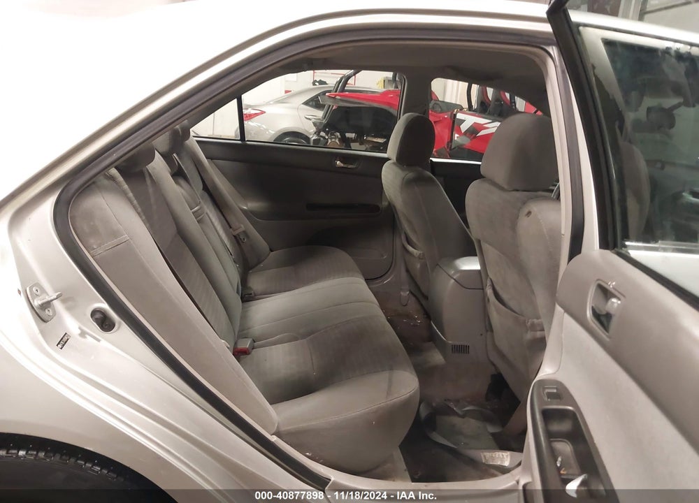 2005 TOYOTA CAMRY LE VIN: 4T1BE32K85U967929