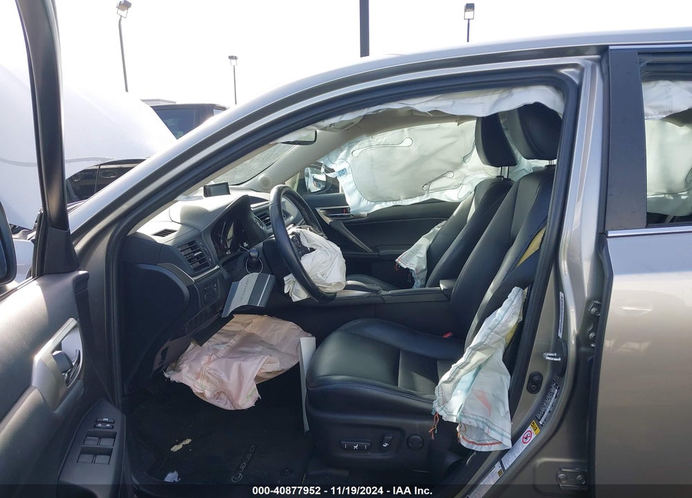 2017 LEXUS CT 200H VIN: JTHKD5BHXH2285379