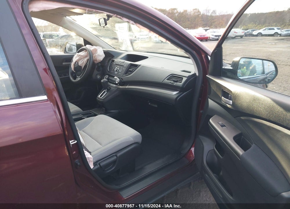 2015 HONDA CR-V LX VIN: 2HKRM4H31FH695392