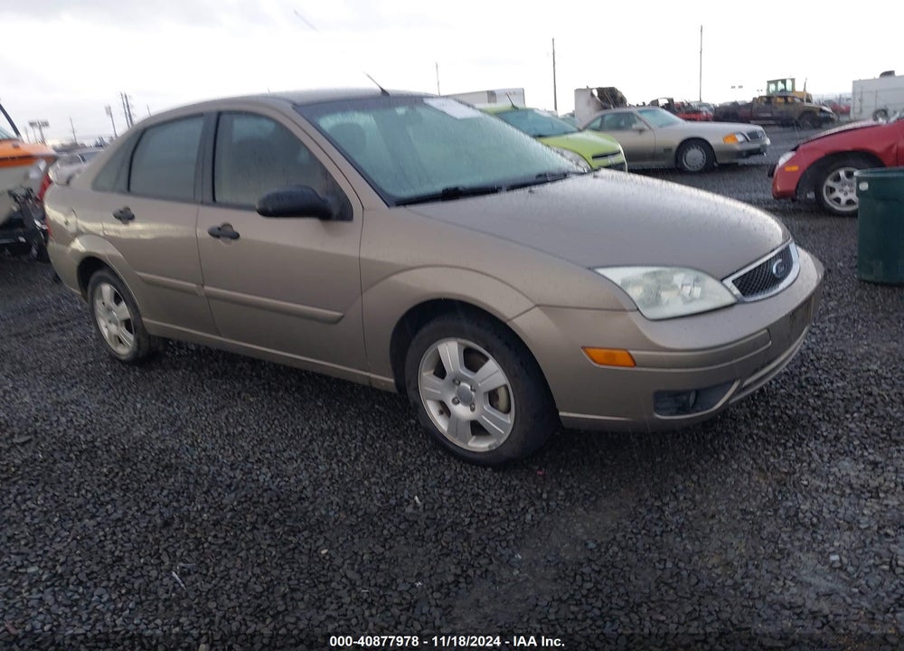 2005 FORD FOCUS ZX4 VIN: 1FAFP34N95W216386