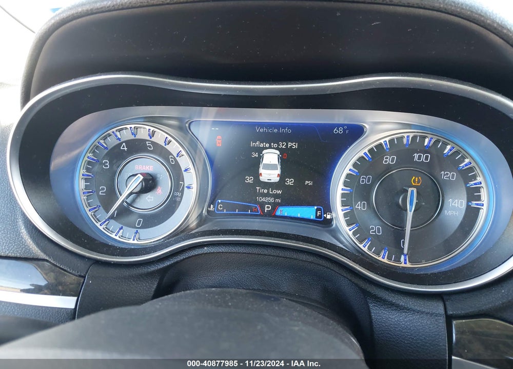 2019 CHRYSLER 300 VIN: 2C3CCAEG3KH528070