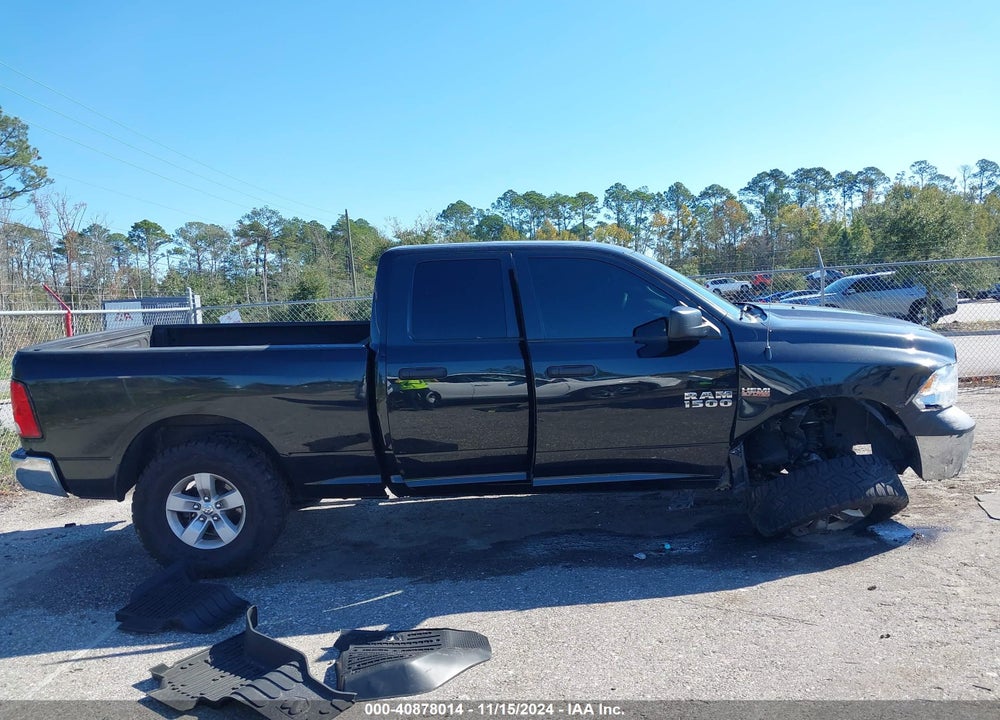 2017 RAM 1500 VIN: 1C6RR7FT5HS656094