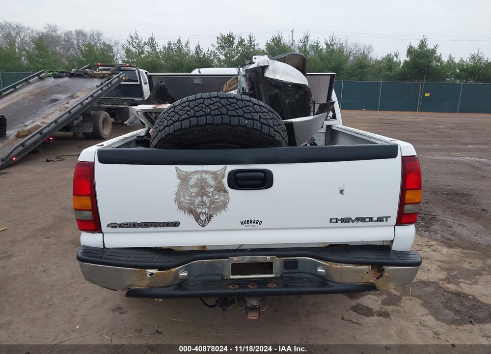 2001 CHEVROLET SILVERADO 1500 LS VIN: 1GCEK19T81E150543