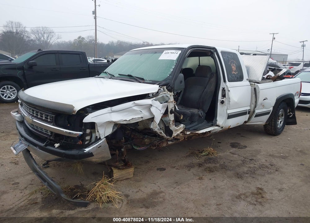 2001 CHEVROLET SILVERADO 1500 LS VIN: 1GCEK19T81E150543