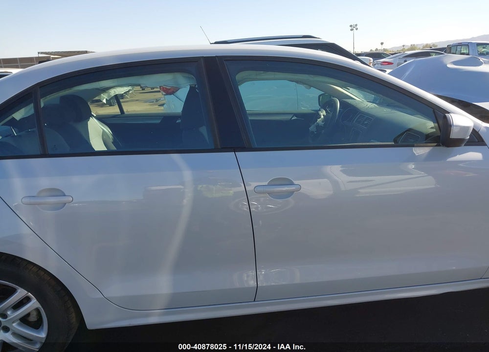2018 VOLKSWAGEN JETTA 1.4T S VIN: 3VW2B7AJ8JM262993