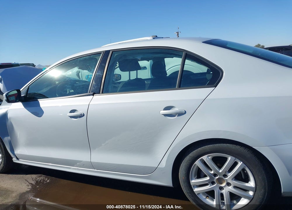 2018 VOLKSWAGEN JETTA 1.4T S VIN: 3VW2B7AJ8JM262993