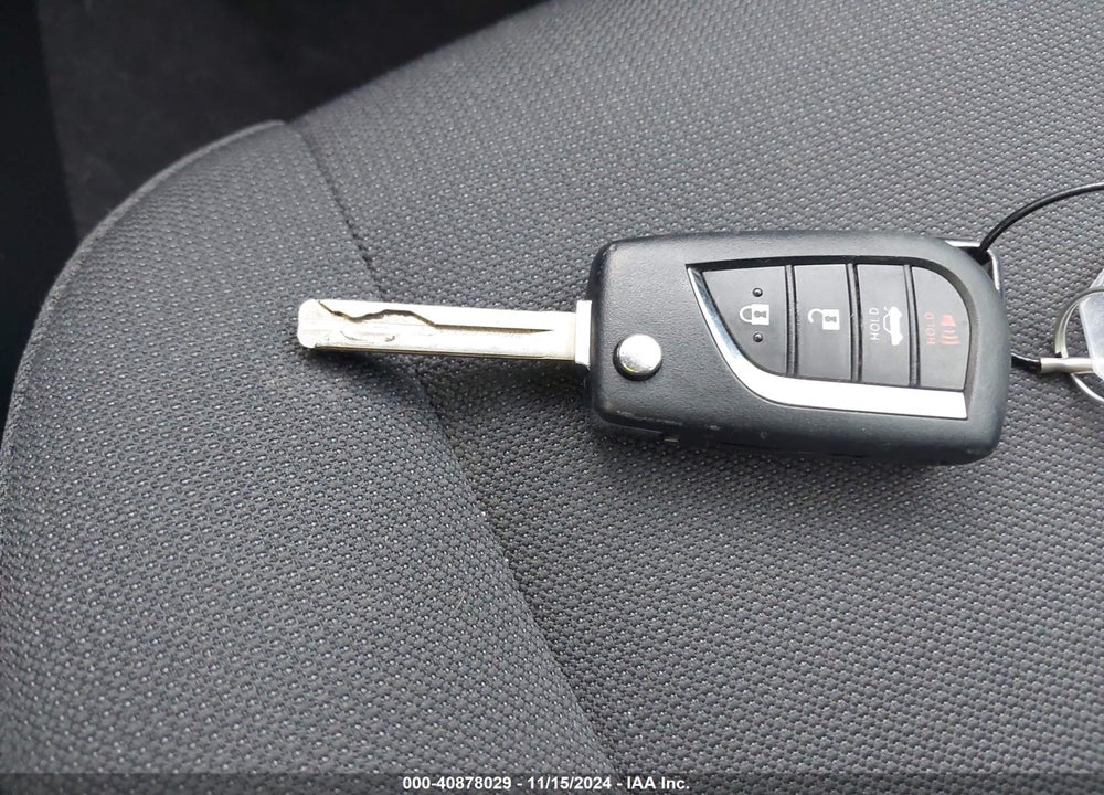 2023 TOYOTA COROLLA LE VIN: 5YFB4MDE9PP052155