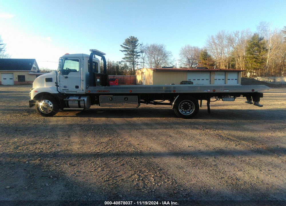 2023 MACK MD VIN: 1M2MDBAA6PS009398