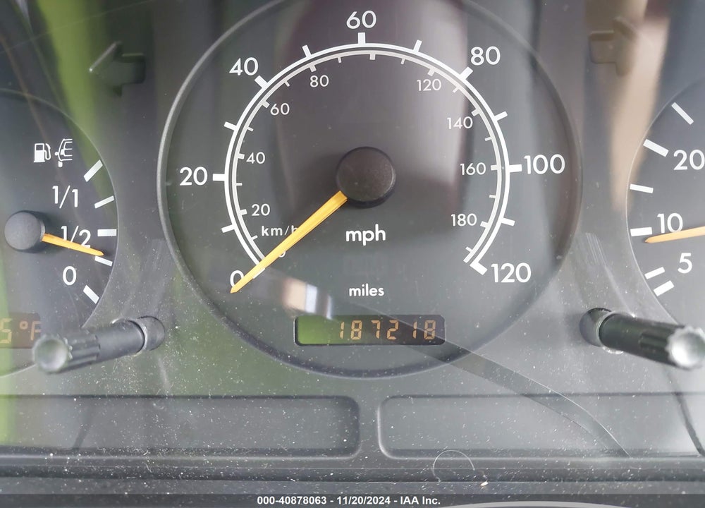 1998 MERCEDES-BENZ ML 320 CLASSIC VIN: 4JGAB54E6WA033696
