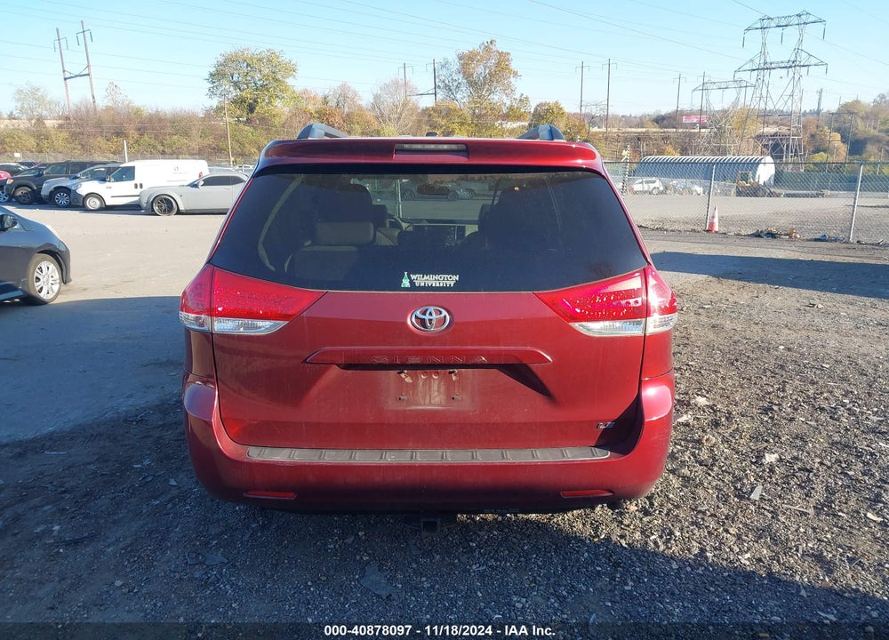 2011 TOYOTA SIENNA LE V6 VIN: 5TDKK3DC3BS113787