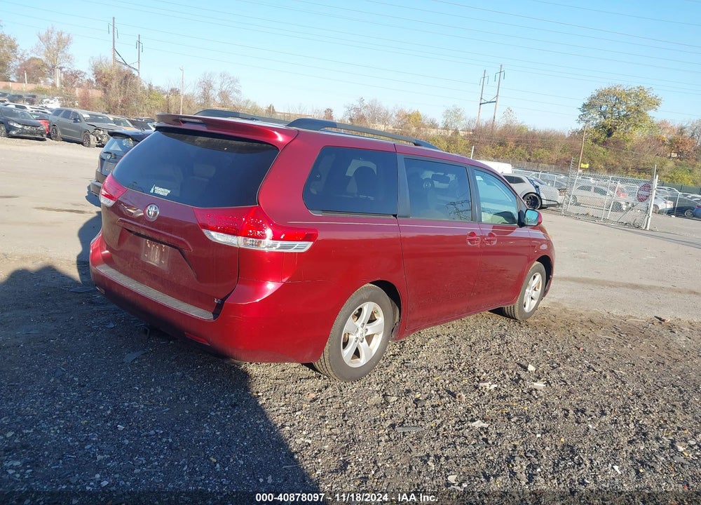 2011 TOYOTA SIENNA LE V6 VIN: 5TDKK3DC3BS113787