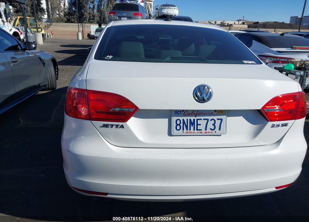 2013 VOLKSWAGEN JETTA 2.5L SE VIN: 3VWDP7AJ6DM354120