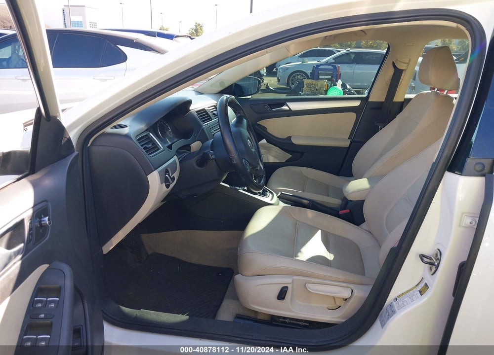 2013 VOLKSWAGEN JETTA 2.5L SE VIN: 3VWDP7AJ6DM354120