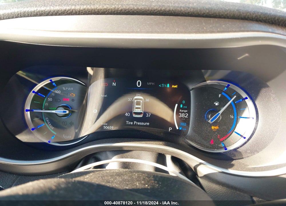 2022 CHRYSLER PACIFICA HYBRID TOURING L VIN: 2C4RC1L73NR156222